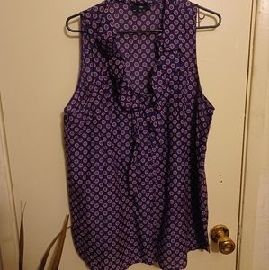 Sleeveless Gap blouse